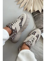 Semišové zateplené dámské tenisky na masivní platformě béžové model 21707642 - VINCEZA Semišové zateplené dámské tenisky na masivní platformě béžové model 21707642 - VINCEZA