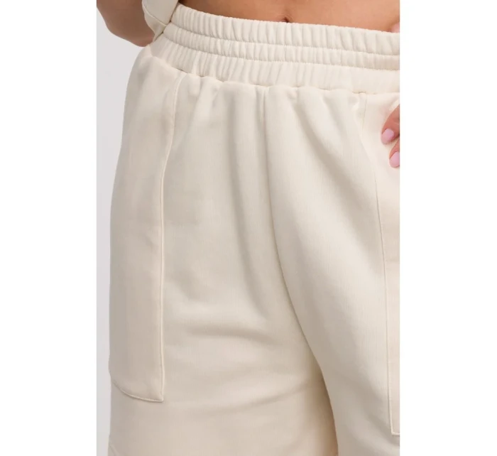 Šortky s kapsami model 21047250 - BeWear
