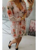 Vzdušné šaty s květinovým motivem pudrově růžové