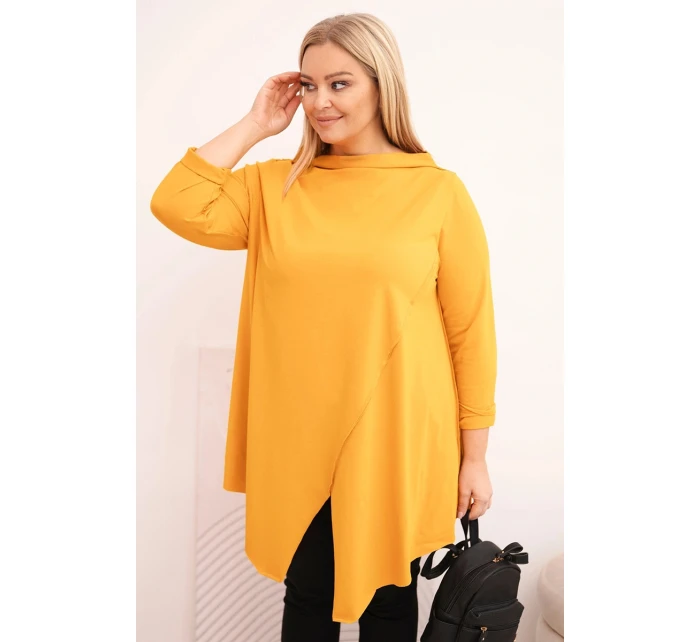Dámská bavlněná blůza Plus Size asymetrická s ohrnovacími rukávy hořčicová Dámská bavlněná blůza Plus Size asymetrická s ohrnovacími rukávy hořčicová