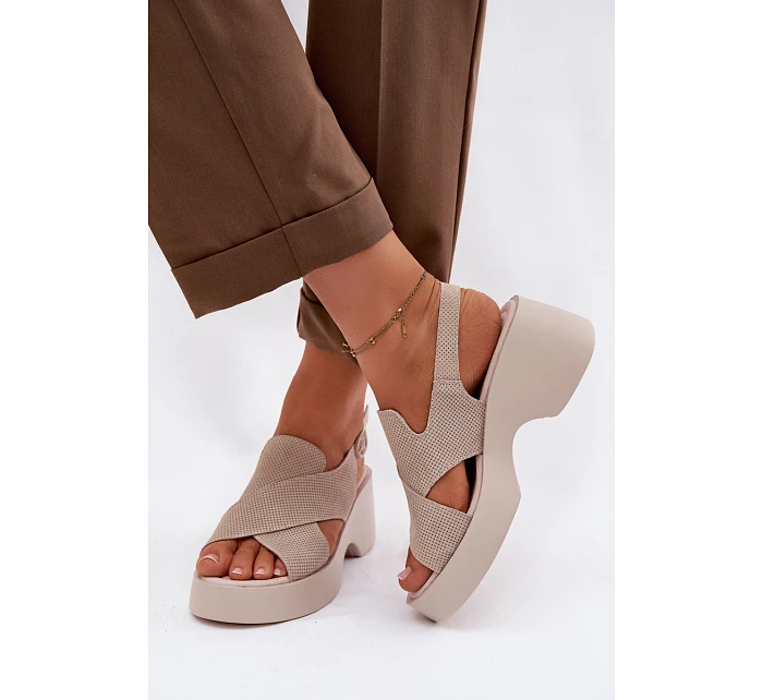 Kožené dámské sandály na platformě model 22100356 Béžové - S.Barski