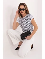 T-shirt model 225459 Relevance