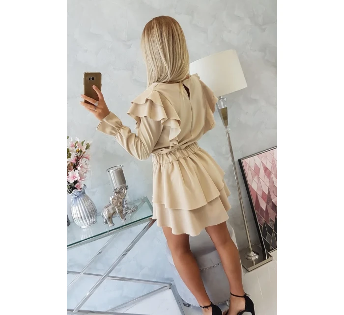 Šaty se svislými volány béžové