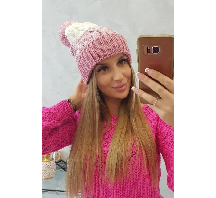 Dámská čepice s bambulí Abigail powder model 18751683 - K-Fashion