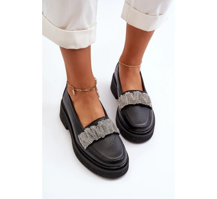 Dámské kožené mokasíny s ozdobným páskem model 21652553 Černé - Zazoo