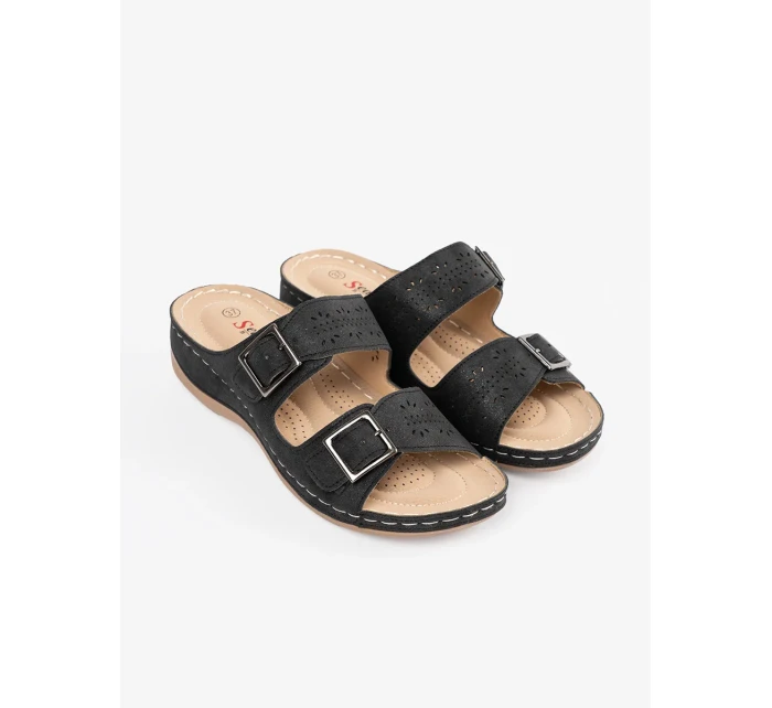 Designové černé dámské  sandály na klínku