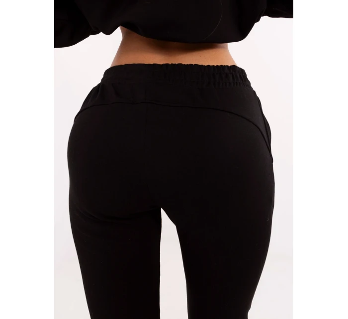 Sada EM KMPL model 20811687 černá - FPrice Sada EM KMPL model 20811687 černá - FPrice