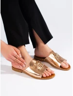 Moderní zlaté dámské nazouváky bez podpatku Moderní zlaté dámské nazouváky bez podpatku