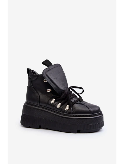 model 21647320 Kožené dámské sportovní boty černé - Zazoo