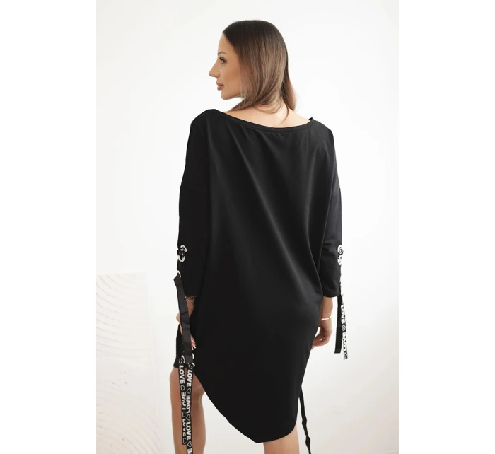 Dámská asymetrická šaty s ozdobnými model 21413453 a rukávem 3/4 modrá - K-Fashion