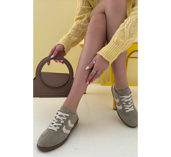 Dámské tenisky z eko semiše zelené Jesavella