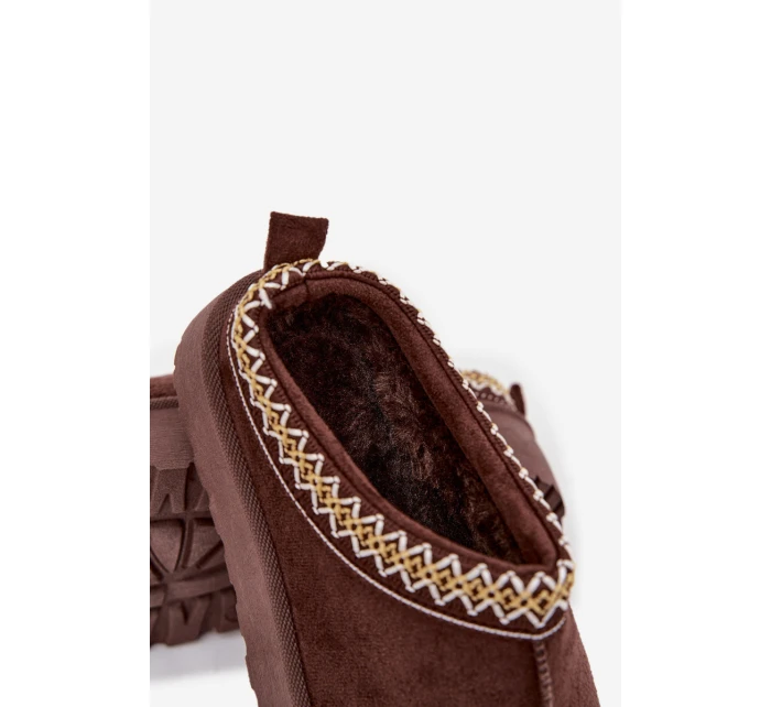 Dětské sněhule s výšivkou na platformě čokoládové model 21718400 - Boto Dětské sněhule s výšivkou na platformě čokoládové model 21718400 - Boto