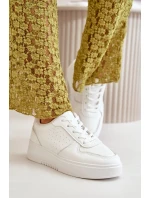 Dámské tenisky na platformě s ozdobným šněrováním bílé model 20458652 - Kesi Dámské tenisky na platformě s ozdobným šněrováním bílé model 20458652 - Kesi