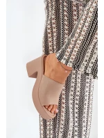 Dámské Sandály Na Podpatku A Platformě Khaki model 21689313 - Boto Dámské Sandály Na Podpatku A Platformě Khaki model 21689313 - Boto