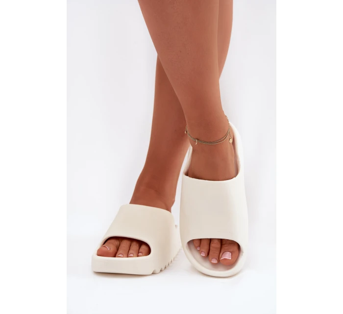 Dámské pantofle na platformě Ecru Olyria