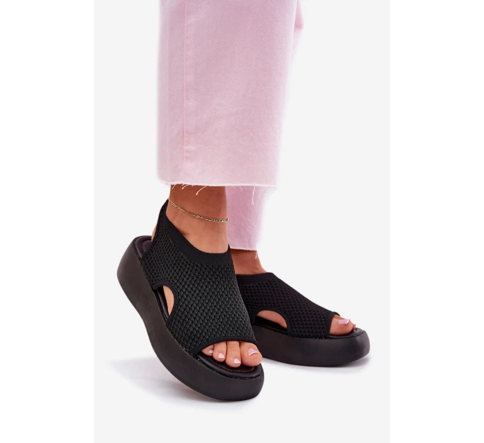 Dámské sandály na platformě černé model 21702370 - Boto Dámské sandály na platformě černé model 21702370 - Boto