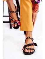 Dámské sandály s ozdobami černe Mataro