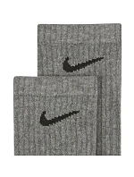 Nike Everyday Cush Crew 6 párů šedých ponožek SX7666 064 Nike Everyday Cush Crew 6 párů šedých ponožek SX7666 064