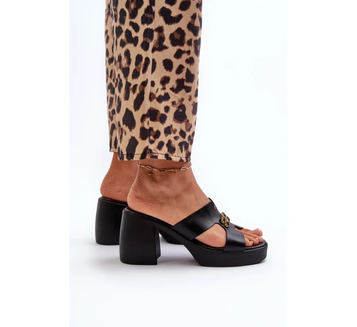 Kožené Dámské Žabky S A Ozdobou Černé model 21661361 - Zazoo