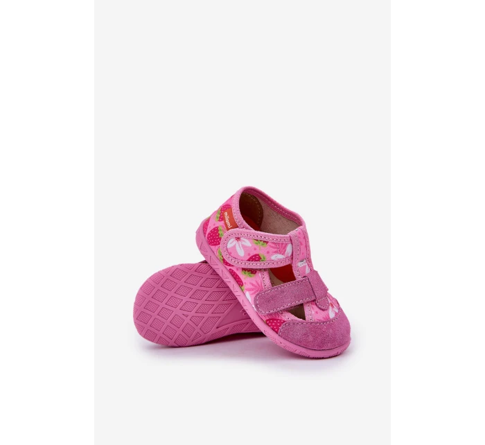 Dětské pantofle na suchý zip s růžové model 21682749 - Milami