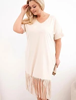 Dámské bavlněné šaty s výstřihem do V a třásněmi Plus size béžová