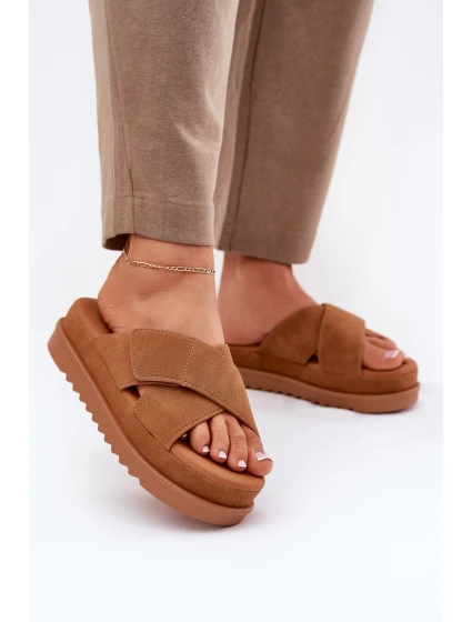Dámské Pantofle Na Platformě S Pásky Camel model 21696072 - Boto