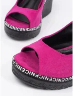 Dámské sandály na klínku FL1628 Fuchsie - GOODIN