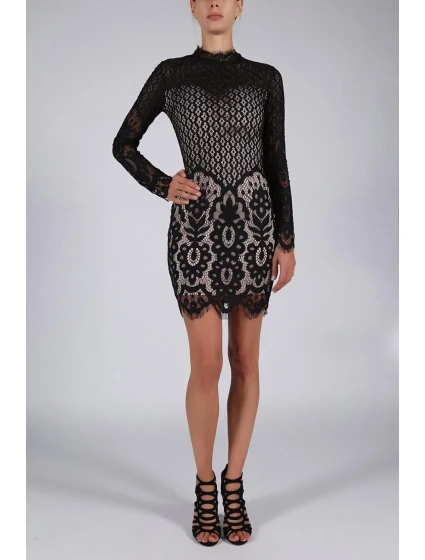 Večerní šaty model 124684 YourNewStyle Večerní šaty model 124684 YourNewStyle