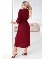 kostkované midi šaty s knoflíky a páskem vínové model 21921783 - numoco basic