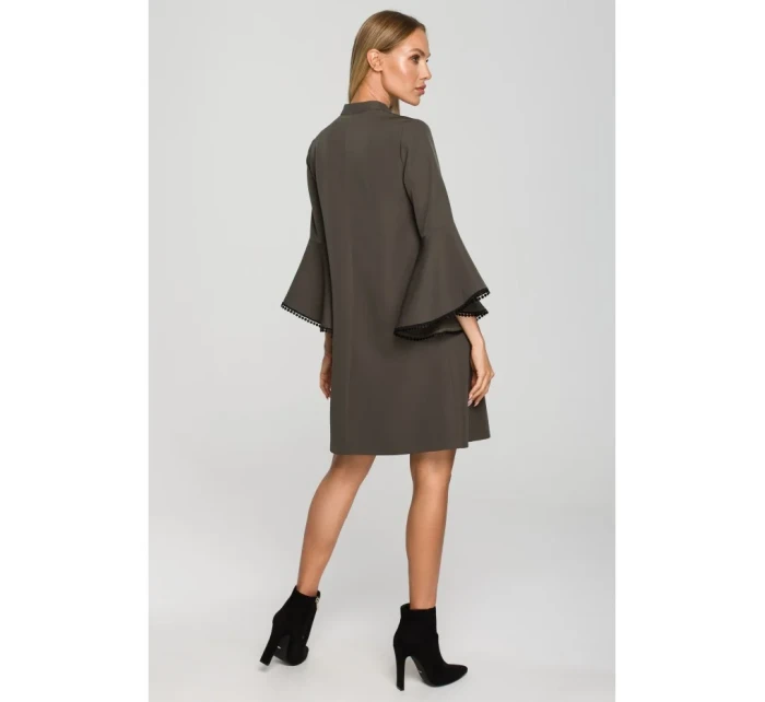 M698 Šaty áčkového střihu s andělskými rukávy - khaki barva
