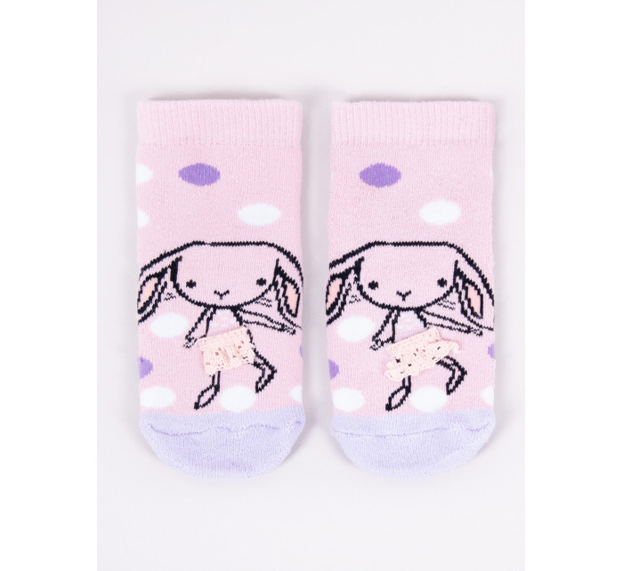 Bavlněné dětské dívčí froté ponožky proti ABS vzory Barvy  Vícebarevné model 16703469 - Yoclub