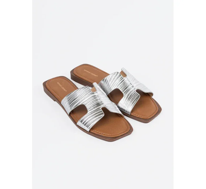 Trendy stříbrné  nazouváky dámské na plochém podpatku