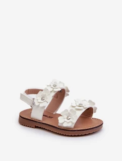 Lakované dětské sandálky zdobené květy Bílé Tinette