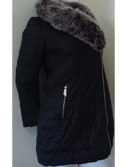 Dámská zimní bunda s kožíškem černá model 21758977 - Good looking
