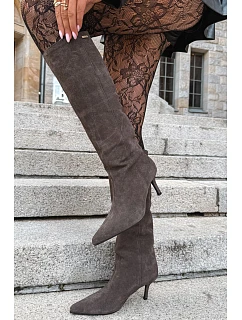 Semišové kozačky na podpatku s vyhříváním Big Star tmavě hnědé model 22386452 - Big Star Shoes