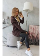 Šaty s ozdobnými volánky a kapucí v hnědé barvě Šaty s ozdobnými volánky a kapucí v hnědé barvě