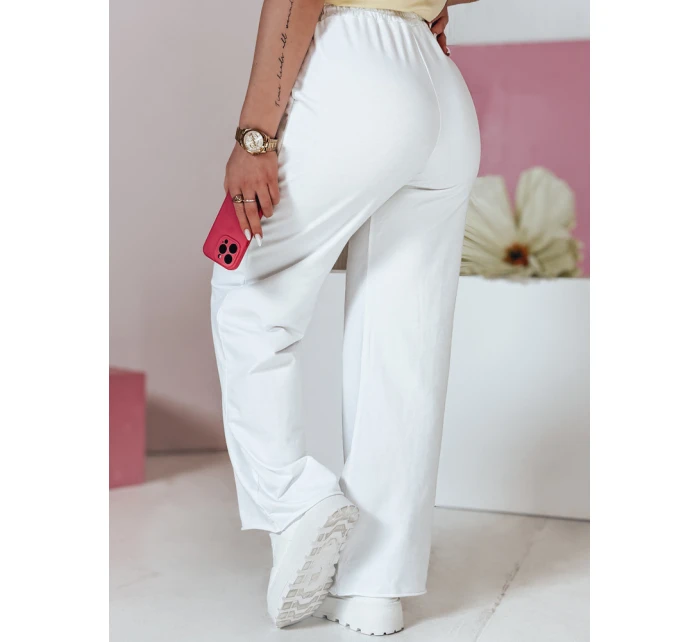 Dámské tepláky se širokými nohavicemi DRESLINA white FashionStreet UY2693 Dámské tepláky se širokými nohavicemi DRESLINA white FashionStreet UY2693
