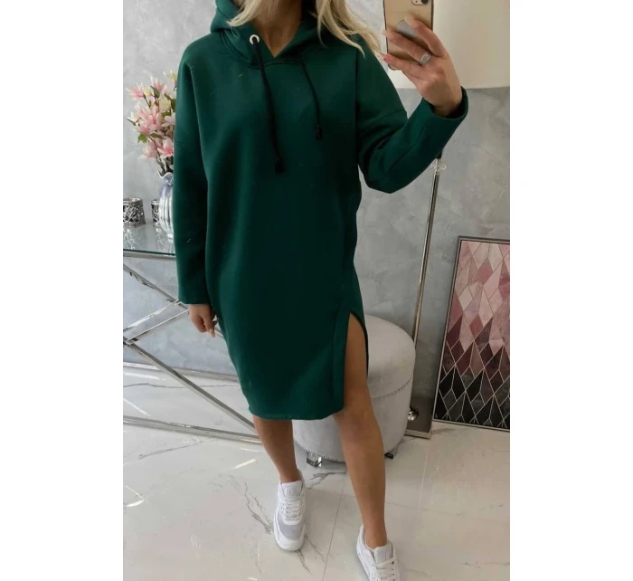 Šaty s kapucí a bočním rozparkem tmavě zelené