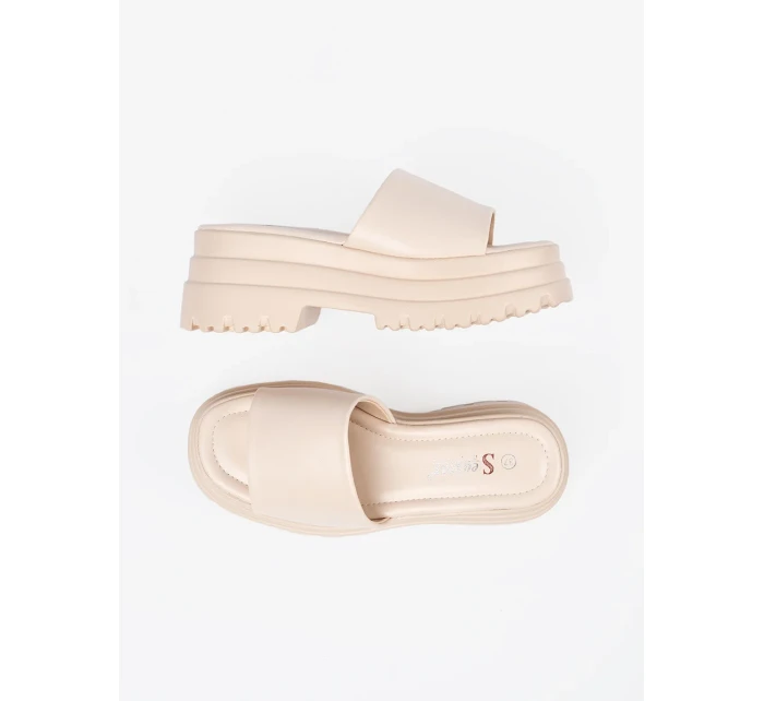 Pěkné  nazouváky dámské Jasnobeżowy platforma