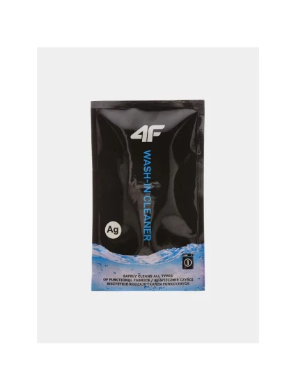 na sportovní oblečení model 21430672 - 4F na sportovní oblečení model 21430672 - 4F