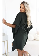 287-46 SOFIA Dámské šaty typu „motýl“ s vázáním v pase – tmavě khaki