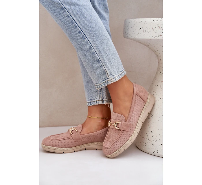 Dámské mokasíny s a zlatým detailem a pletením růžové model 21683732 - Boto