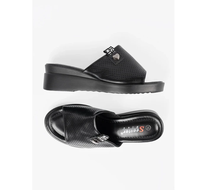 Výborné černé dámské  nazouváky platforma