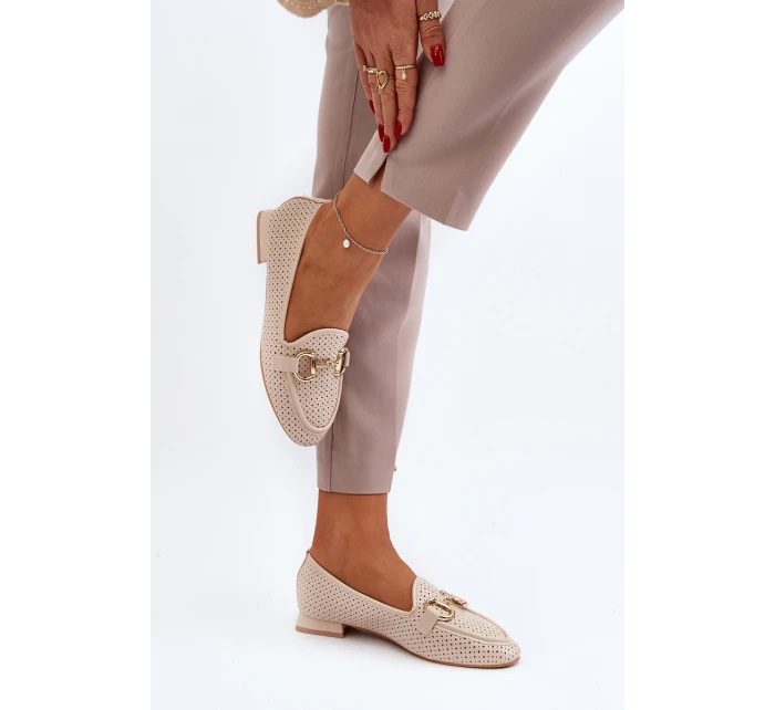 Dámské mokasíny na ploché podrážce s ozdobou béžové model 21650953 - Boto Dámské mokasíny na ploché podrážce s ozdobou béžové model 21650953 - Boto
