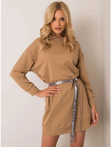 Šaty LK SK model 17338740 světle hnědá - FPrice Šaty LK SK model 17338740 světle hnědá - FPrice