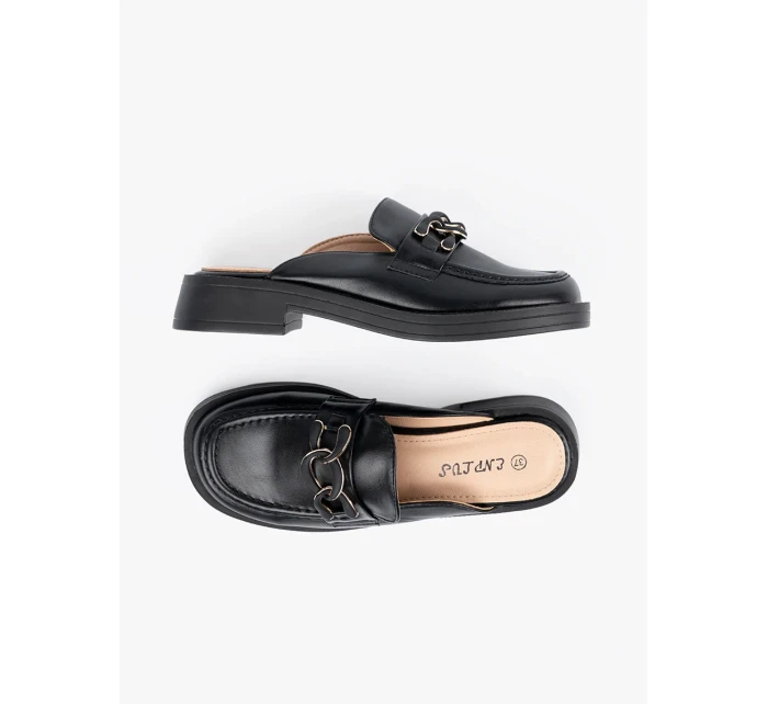 Designové nazouváky dámské černé na plochém podpatku Designové nazouváky dámské černé na plochém podpatku