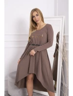 Šaty s ozdobným páskem a nápisem mocca Šaty s ozdobným páskem a nápisem mocca