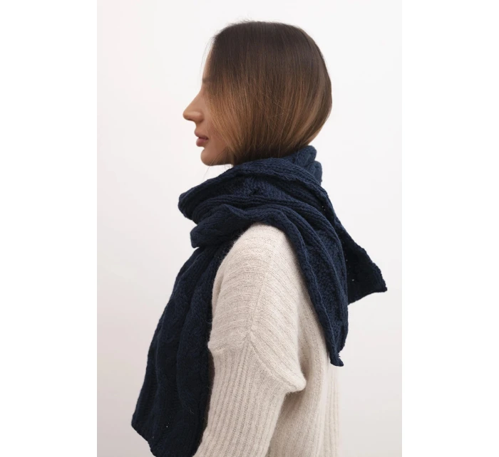 Dámský vlněný klasický šátek s copánkovým vzorem KN22 granátový Dámský vlněný klasický šátek s copánkovým vzorem KN22 granátový