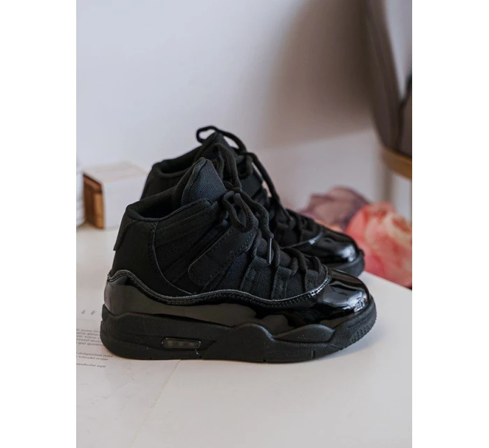 Dětské sportovní šněrovací boty černé model 21634805 - Boto