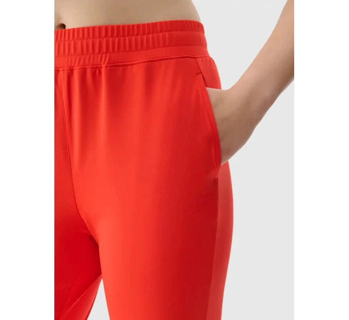 Dámské sportovní kalhoty 4F